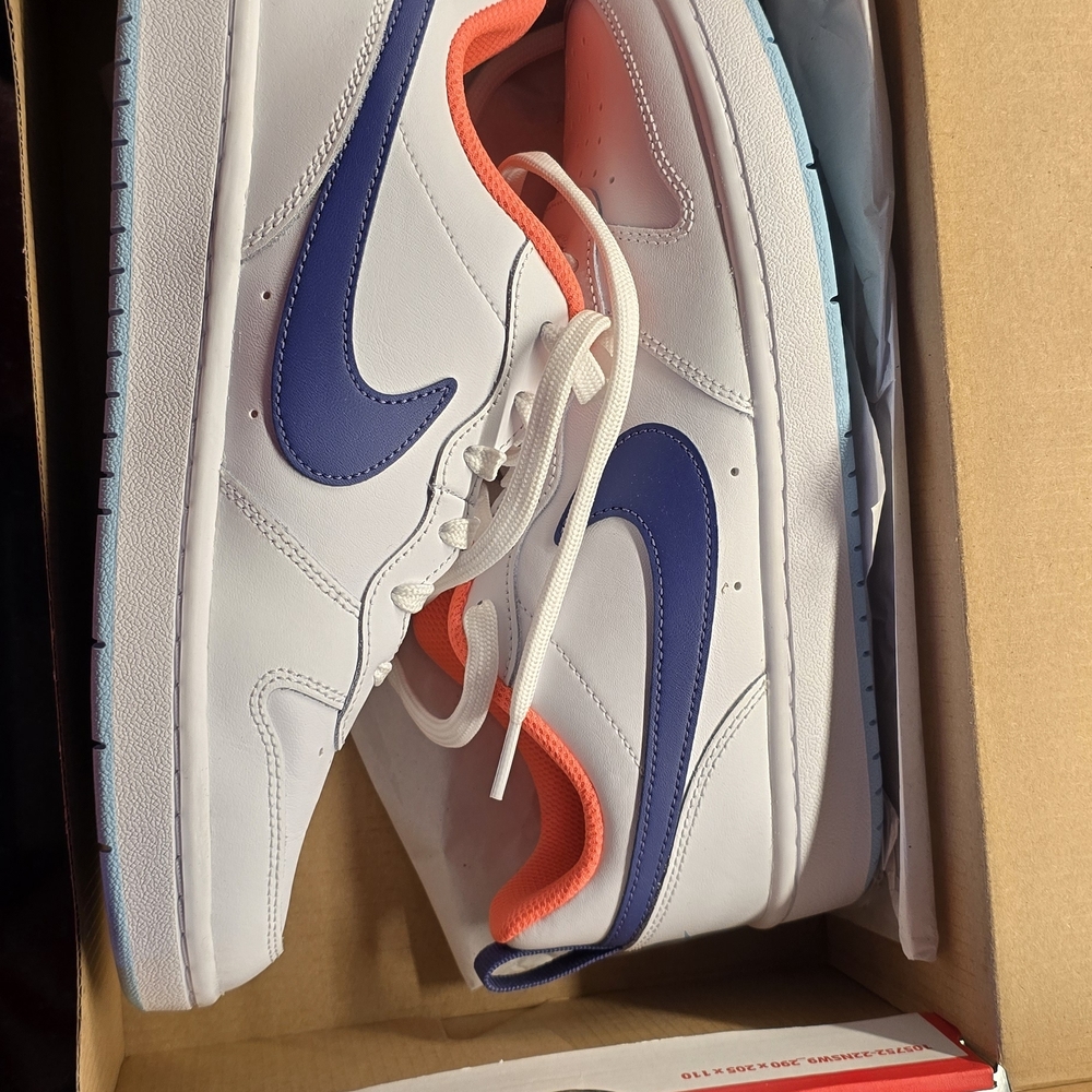NIB Nike White and Blue Sneakers - Picture 7 of 8